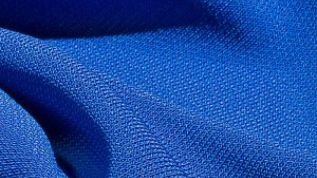 Tekstur Kain Microfiber Interlock yang licin dan premium